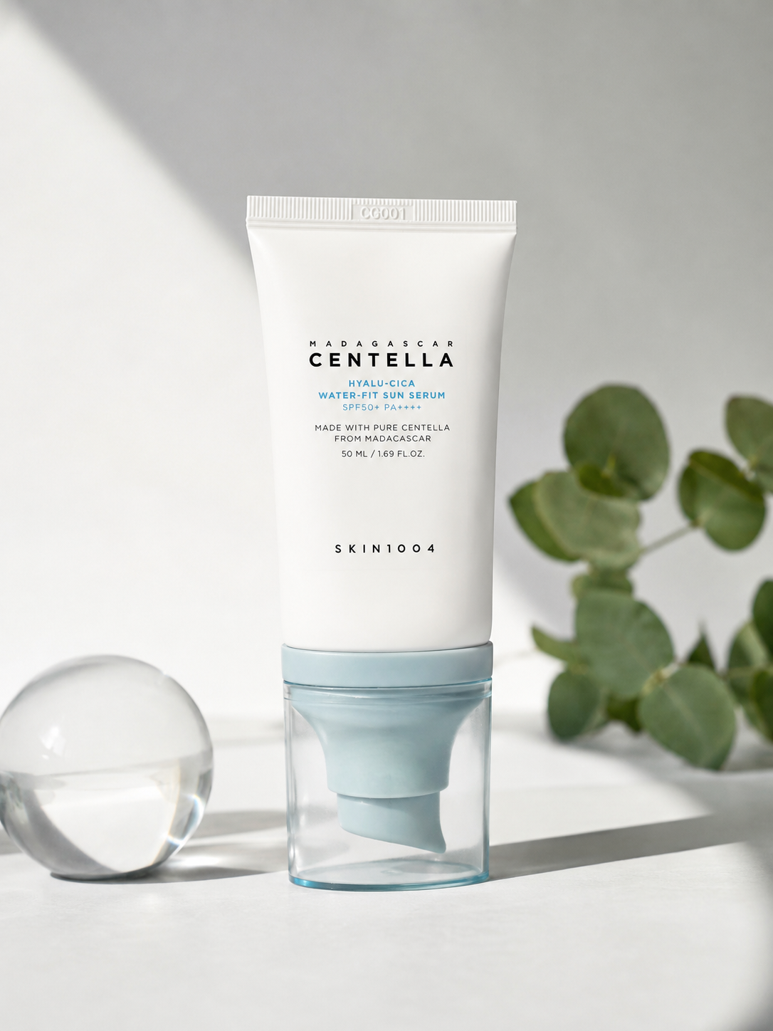 ضد آفتاب سنتلا اسکین 1004 SPF 50 حجم 50 میلی‌لیتر